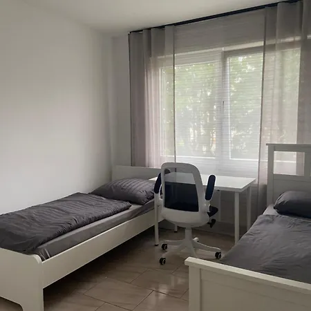 3 Bedroom In Incl Parking-near Messe Deutz-lanxessarena-bayarena *