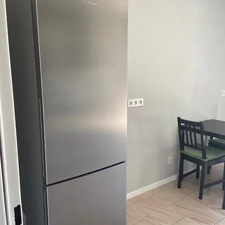 아파트 3 Bedroom In Incl Parking-near Messe Deutz-lanxessarena-bayarena *