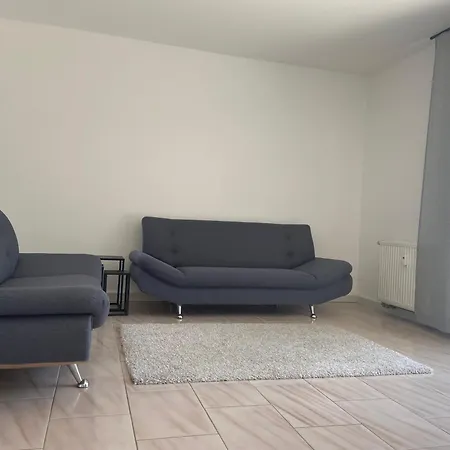 3 Bedroom In Incl Parking-near Messe Deutz-lanxessarena-bayarena 아파트