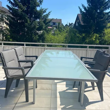 아파트 3 Bedroom In Incl Parking-near Messe Deutz-lanxessarena-bayarena