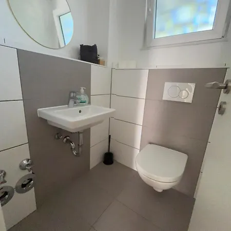 3 Bedroom In Incl Parking-near Messe Deutz-lanxessarena-bayarena *