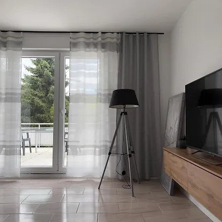 3 Bedroom In Incl Parking-near Messe Deutz-lanxessarena-bayarena *