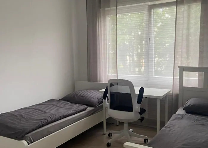 3 Bedroom In Incl Parking-near Messe Deutz-lanxessarena-bayarena *