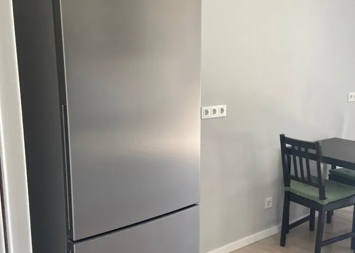 Apartment 3 Bedroom In Incl Parking-near Messe Deutz-lanxessarena-bayarena *